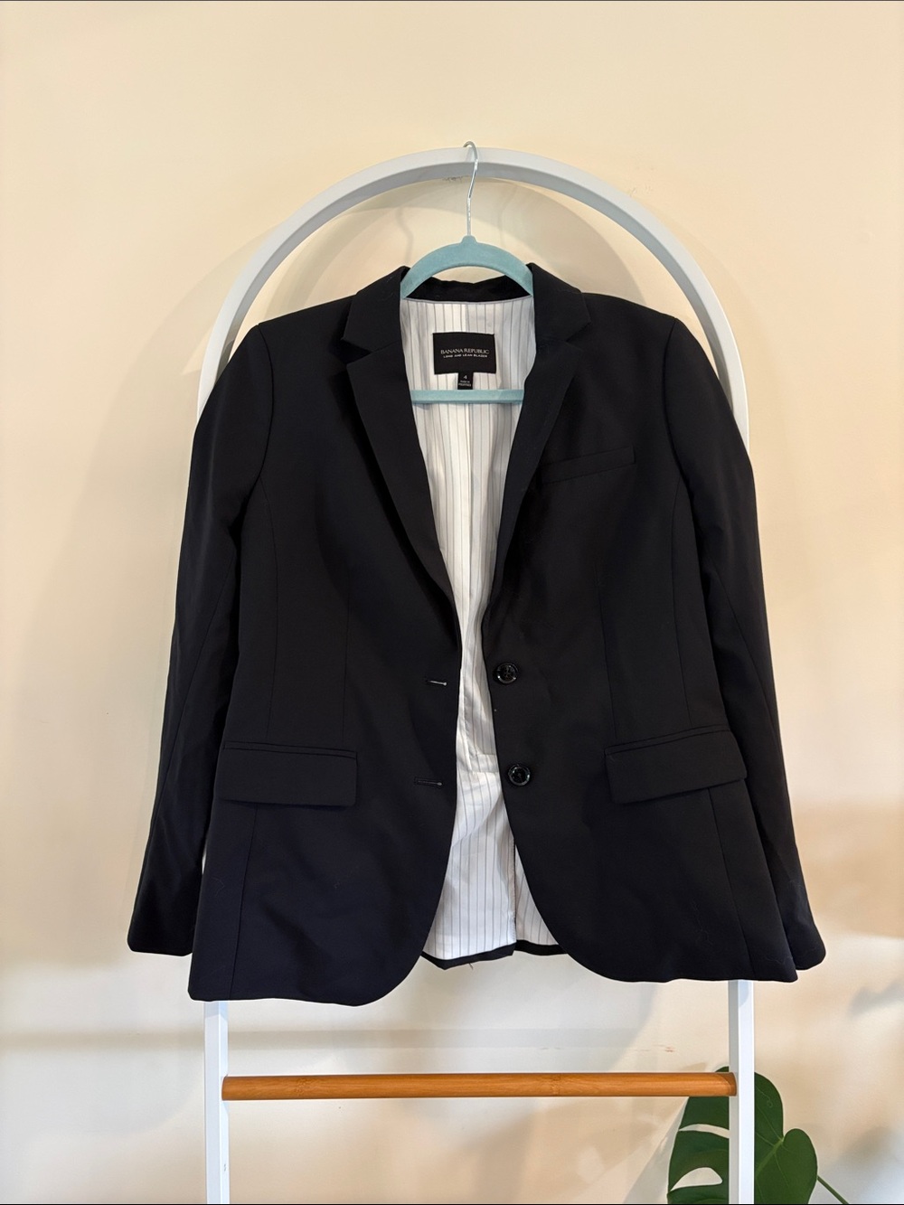 Banana Republic Black Women's Two-Button Blazer